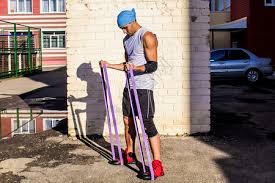 国际篮球巅峰赛在杭开赛 宝岛球员林秉圣表现抢眼