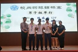 擦屁股！追梦篮下几乎空篮不进！巴特勒飞身再抢前场板补进！